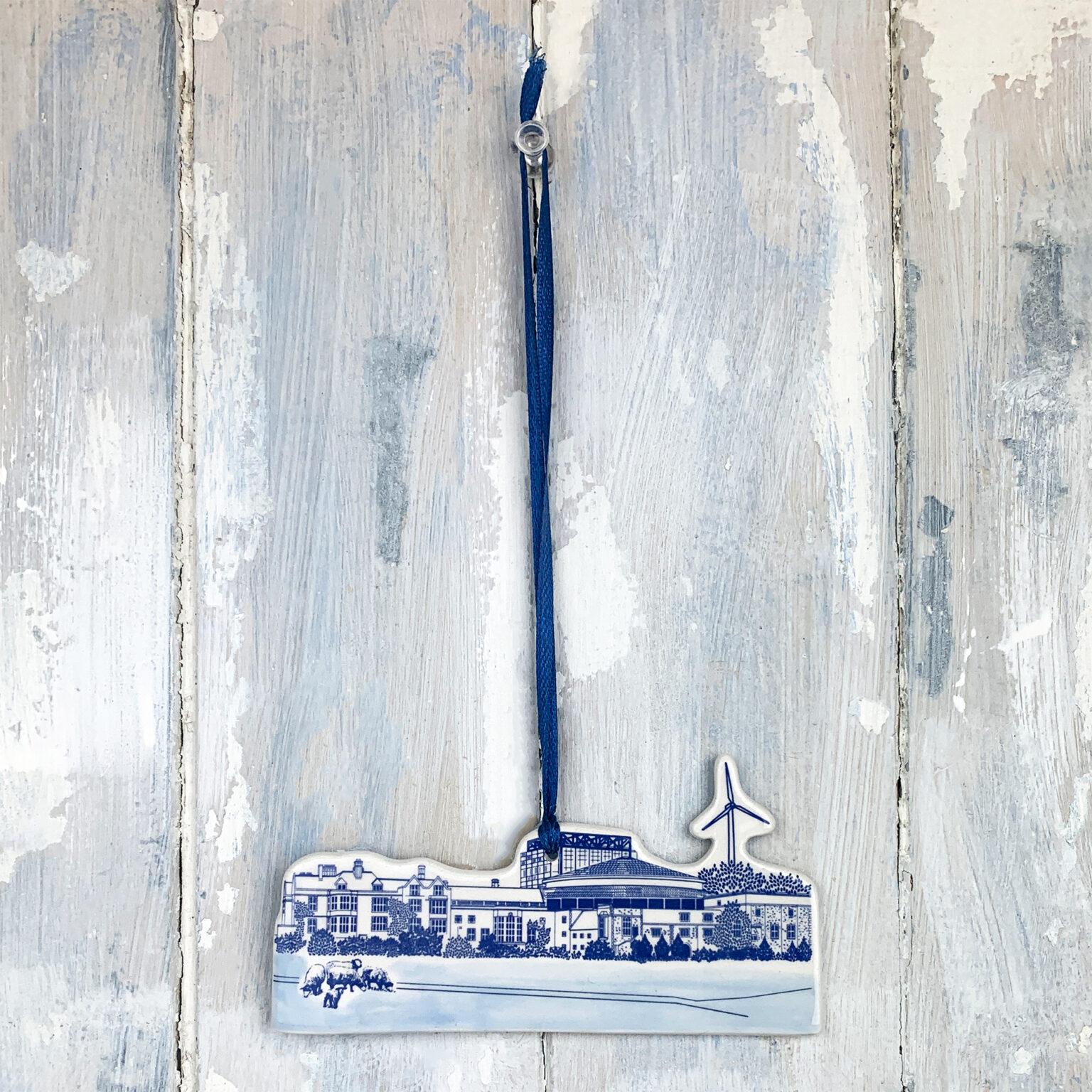 Glyndebourne Opera House — handmade ceramic decoration