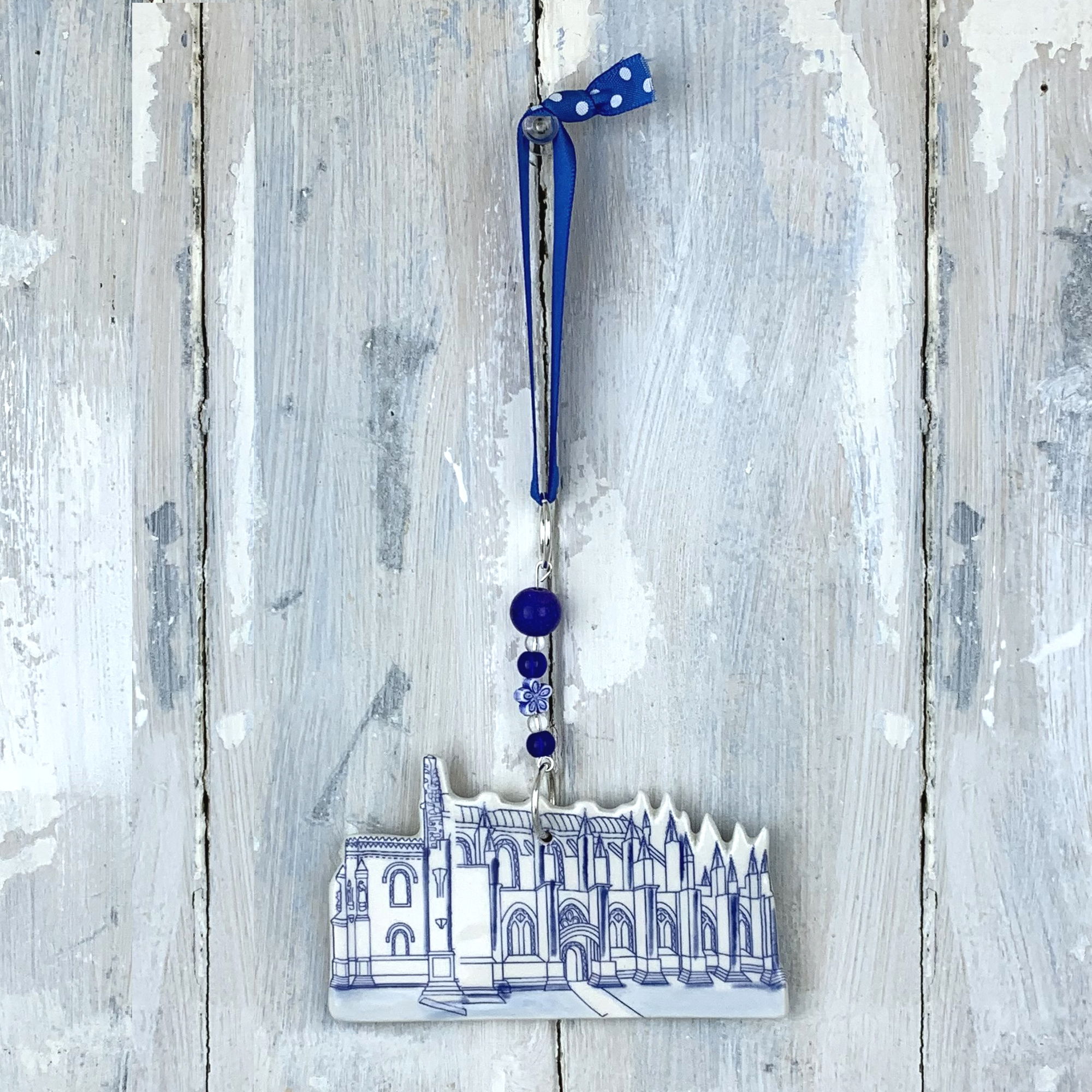 Rosslyn Chapel — handmade ceramic decoration
