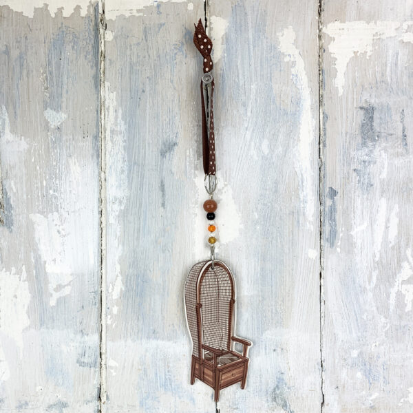 Traditional Hooded Orkney Chair — handmade ceramic decoration